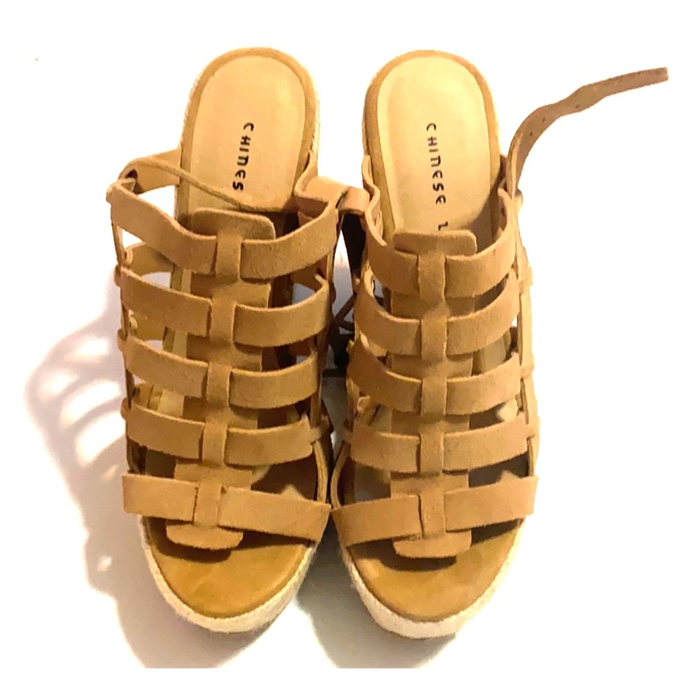 NEW Chinese Laundry Tan Wedge Sandals! Size 9